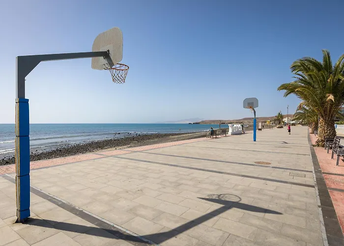 Home2book Cozy Beachfront Getaway In Apartment Tarajalejo