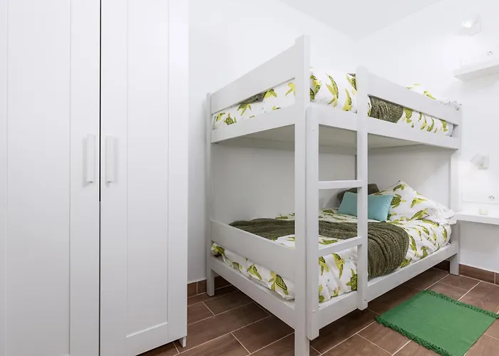 Home2book Cozy Beachfront Getaway In *