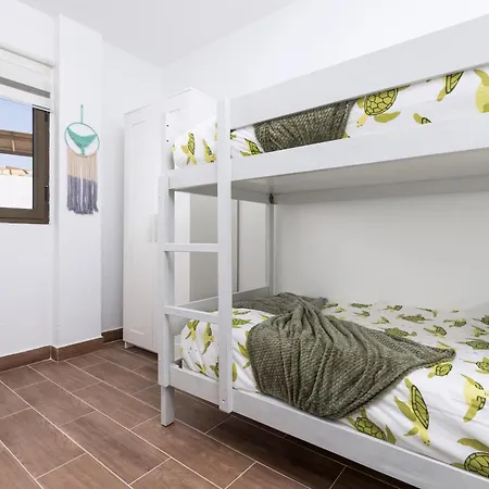 Home2book Cozy Beachfront Getaway In アパート